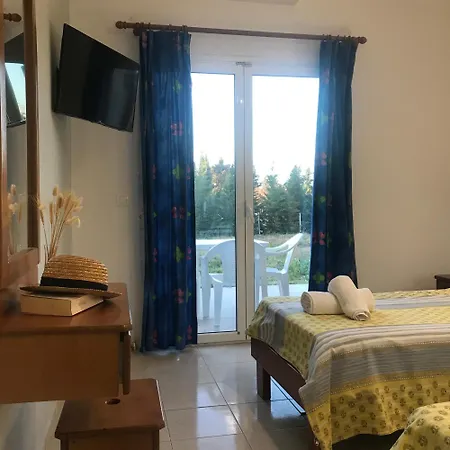 In Banos With Shared Swimming Pool *