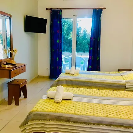 Apartament In Banos With Shared Swimming Pool Roda (Corfu)